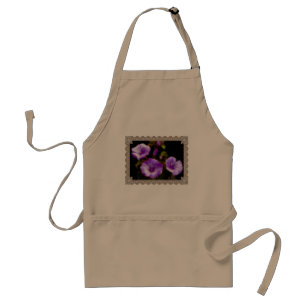 Tablier Petunias violet dans le cadre de dentelle