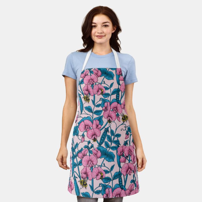 Tablier Pois doux et bourdons, rose et bleu (Porté)