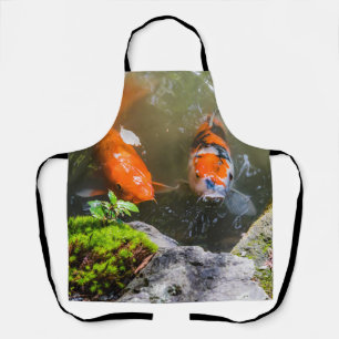 Tablier Poisson Koi dans un étang