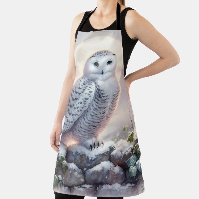Tablier Snowy Owl in Moonlit Winter Garden (Insitu)