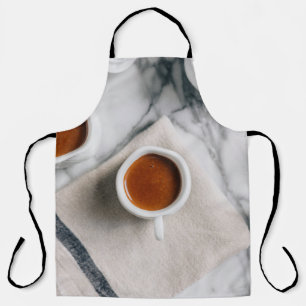 TABLIER TEACUP CÉRAMIQUE BLANC REMPLI DE LIQUIDE ROUGE