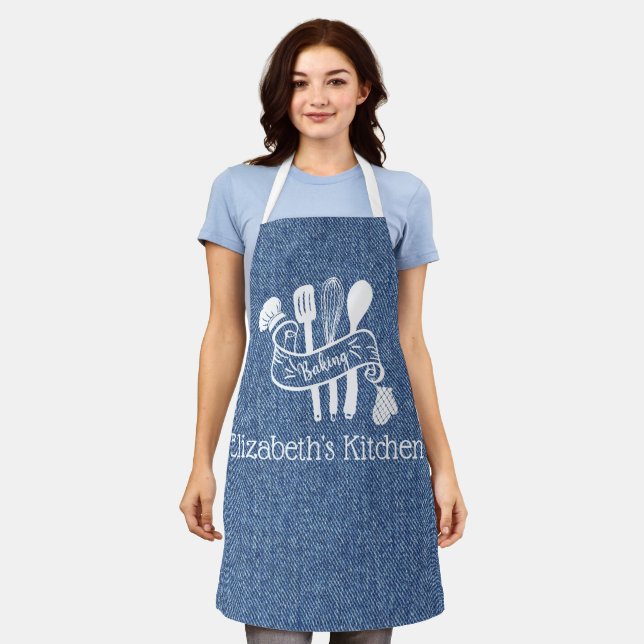 Tablier Ustensiles de cuisson personnalisés Blue Faux Deni (Porté)