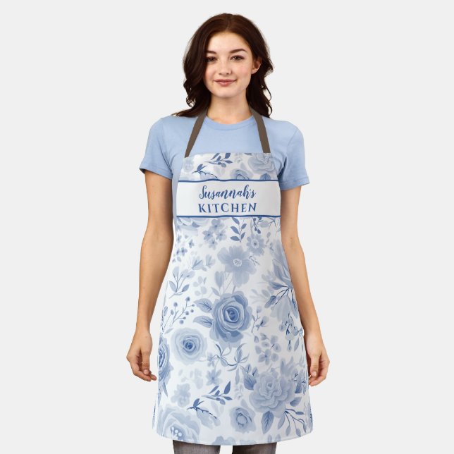 Tablier Vintage bleu Rose Floral (Porté)