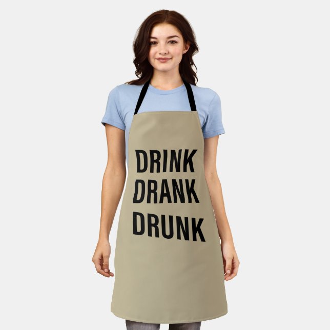 Tablier Whiskey cite d'humoristiques paroles d'alcool cade (Porté)