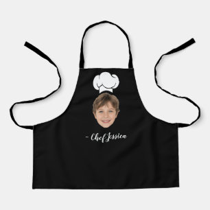 Tabliers de chef mignons avec visage et nom d'enfa
