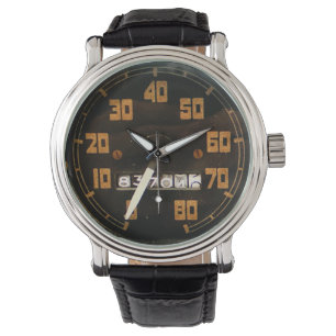 Tachometer eines klassischen Pickup-Trucks aus den Armbanduhr