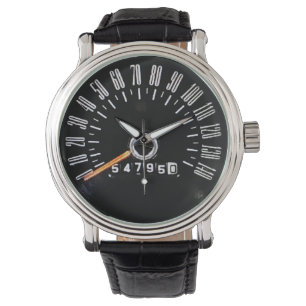 Tachometer eines klassischen Sportwagens von 1966 Armbanduhr