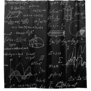 Tafel mit wissenschaftlichen Formeln und  Duschvorhang