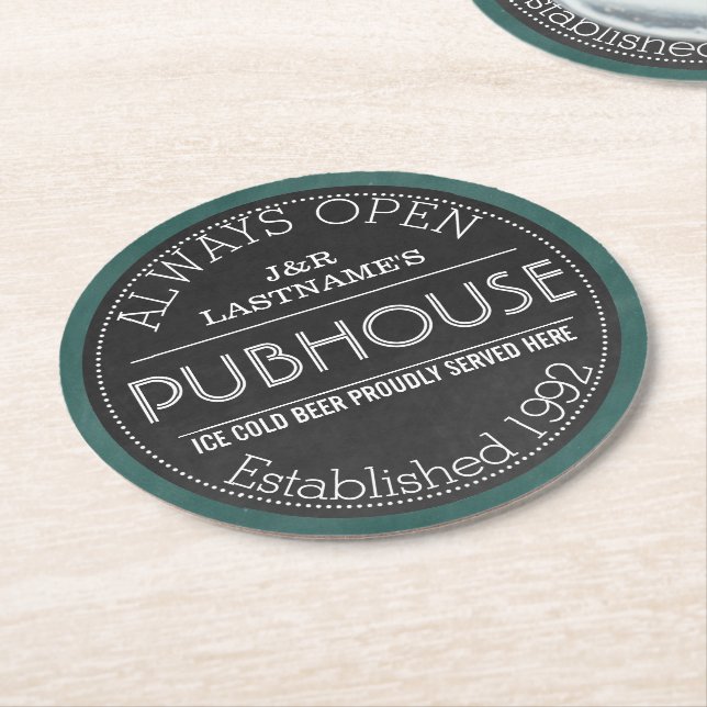 Tafel-Zeichen-personalisierte Paare Pubhouse Runder Pappuntersetzer (Angewinkelt)