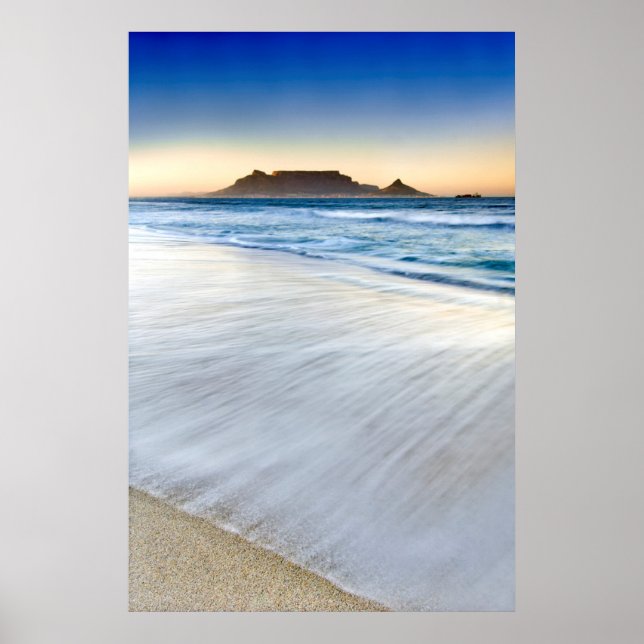 Tafelberg über die Tafelbucht Poster (Vorne)