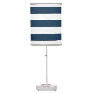 Tafelleuchte in Navy Blue und Weiß Bold