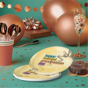 Tag der glücklichen nationalen Großeltern Pappteller