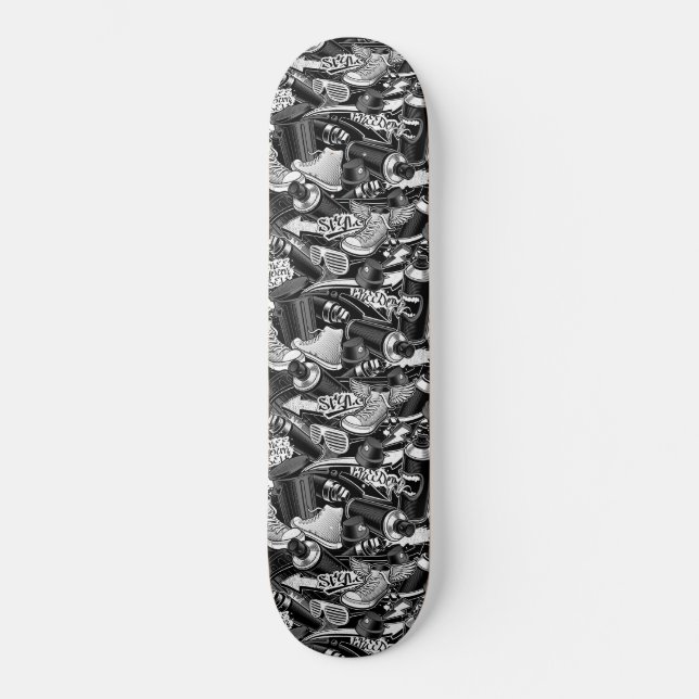 Tag Grafitti Patterned Skateboard (Recto)