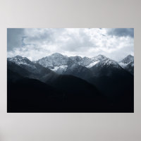 TÄGLICH SCHWARZE UND WEISSE BERGE