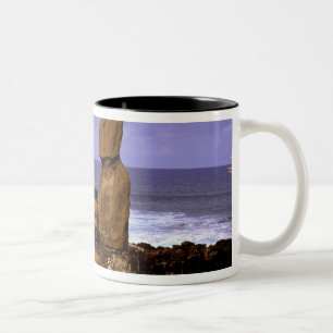 Tahai-Plattform Moai-Statue Abstracts Ostern Zweifarbige Tasse