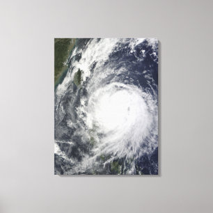 Taifun Lupit vor den Philippinen Leinwanddruck