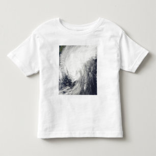 Taifun Melor nähert sich Japan Kleinkind T-shirt