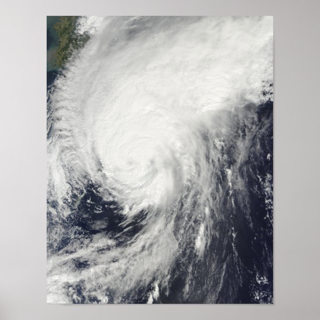 Taifun Melor nähert sich Japan Poster (Vorne)