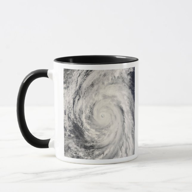 Taifun Rammasun im philippinischen Meer Tasse (Links)