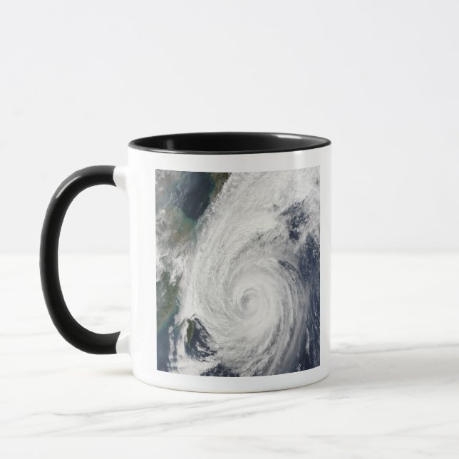 Taifun Tokage südlich von Japan Tasse (Links)