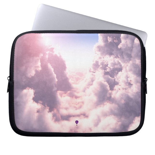 Tal im Wolkenschlamm Laptopschutzhülle (Vorderseite)