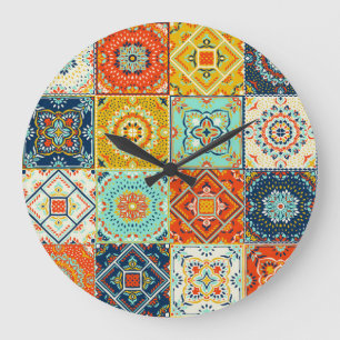 Talavera, Azulejos, türkische Mosaiktapete. Große Wanduhr