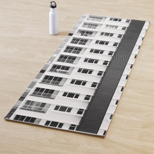 Tall Apartment Komplex Yogamatte (Beispiel)