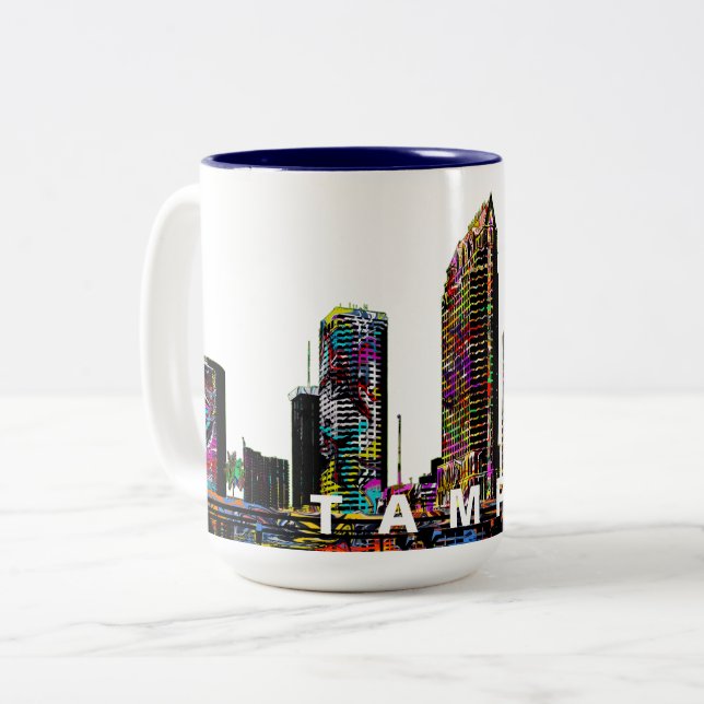 Tampa, Florida in Graffiti Zweifarbige Tasse (Vorderseite Links)