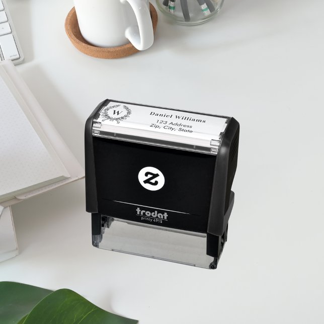 Tampon Auto-encreur Adresse de retour de la couronne monogramme de fam (Créateur téléchargé)