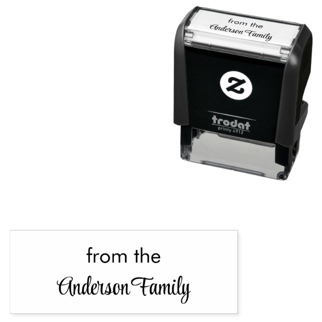 Tampon Auto-encreur From the Add Your Family's Name(s) Text Template (En situation)