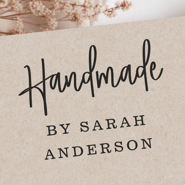 Tampons Encreurs Fabriqué à la main par nom personnalisé script man (Handmade by custom name modern handwritten script rubber stamp)