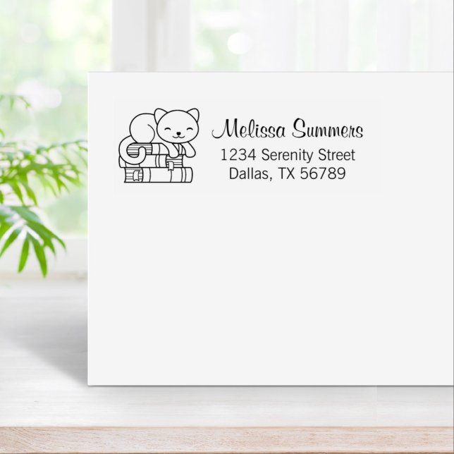 Tampons Encreurs Happy Cat au-dessus de Stack of Books Adresse (Créateur téléchargé)