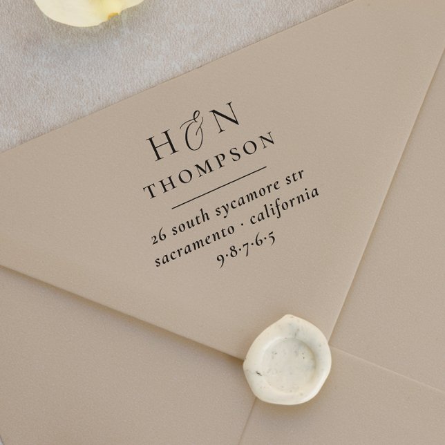 Tampons Encreurs Nom et initiales du Mariage moderne Adresse de ret (Rubber Stamp Mock-up)