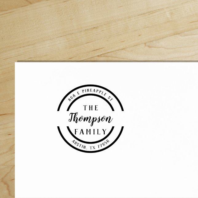 Tampons Encreurs Personnalisé | Nom de famille du script en gras |  ("Everyday is abundantly beautiful." 
Sincerely Best Wishes from Lucky Design World)