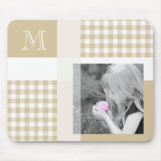 Tan Add your Foto Gingham Modern Brown Monogram Mousepad (Vorne)