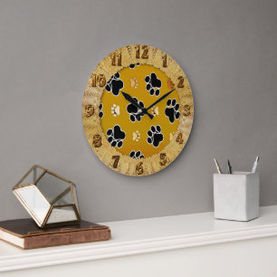 Tan and black paw print on gold background #2 große wanduhr