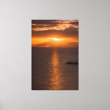 Tankschiff bei Sonnenuntergang im Atlantik