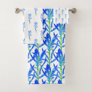 Tansy (L) sur un ensemble de serviettes de bain