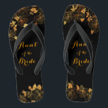 Tante der Braut Emerald Green & Gold Foliage Flip Flops<br><div class="desc">Diese wunderschöne Tante der Braut-Smaragdgrün und goldblättrige Flip-Flops mit goldenem Blattmuster und moderner Typografie auf zeitlosem dunkelgrünen Hintergrund. Es ist ein schönes Geschenk für Ihr Brautparty. Anzeigen der Auflistung auf dieser Seite, um passende Elemente zu finden. Staffel es mit deinen Informationen anpassen. Wenn Sie gewollt haben, um den Stil, die...</div>