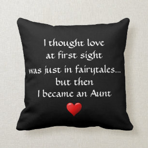 Tante Quote Sprichwort Elegantes schwarzes Kissen