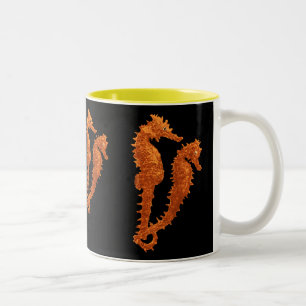 Tanz der Seepferde (orange) Zweifarbige Tasse