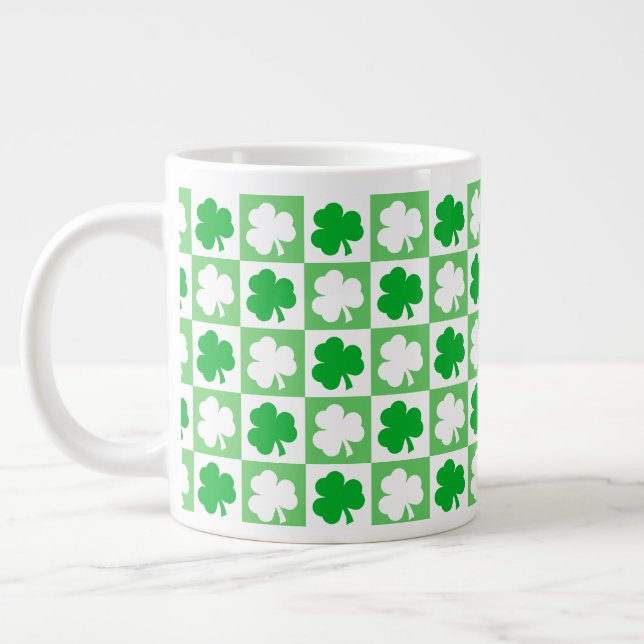 Tanzen Grün und Weiß Kleeblatts St Pats Irish Jumbo-Tasse (Links)