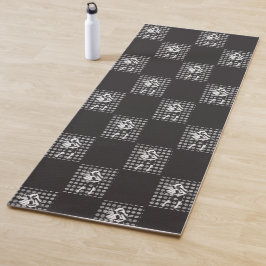 tanzende Freundin Yogamatte