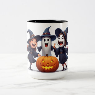 Tanzende Hexenfreunde um einen Halloween-Kürbis 🌙 Zweifarbige Tasse
