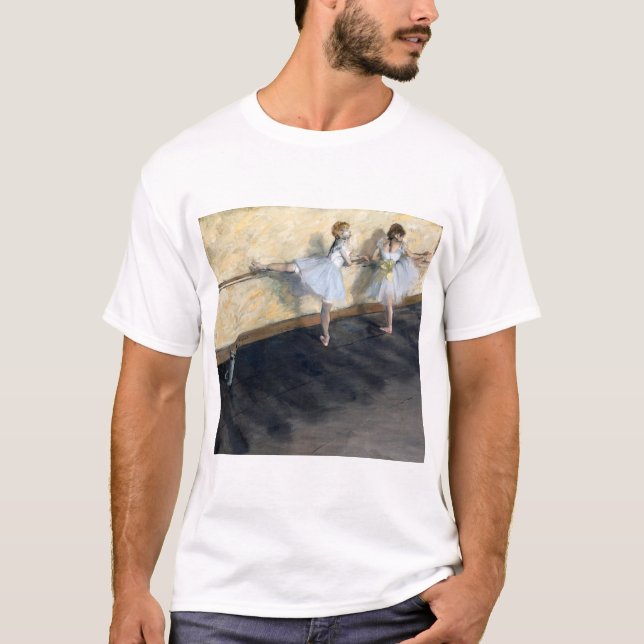 Tänzer, die im Barre spielen, Edgar Degas T-Shirt (Vorderseite)