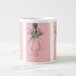 Tänzerin von hinten, Hände auf den Hüften von Edga Jumbo-Tasse