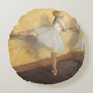 Tänzerinnen an der Barre von Edgar Degas, Vintage  Rundes Kissen