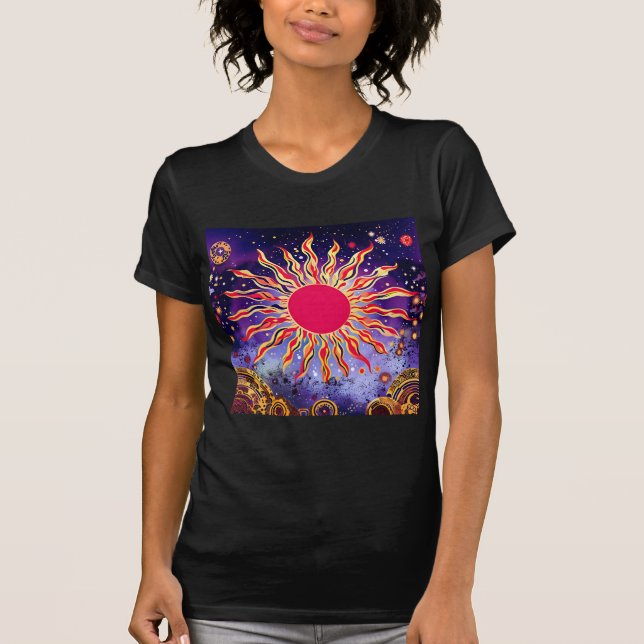 "Tanzfeuer des Kosmos" Die Sonne T-Shirt (Vorderseite)