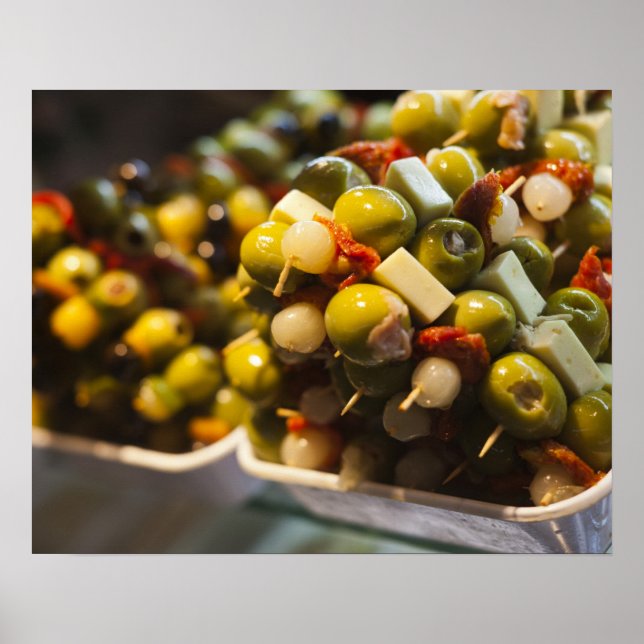 Tapas aus gestopften Oliven Poster (Vorne)