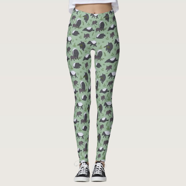 Tapir Family Dinner in Green Leggings (Vorderseite)